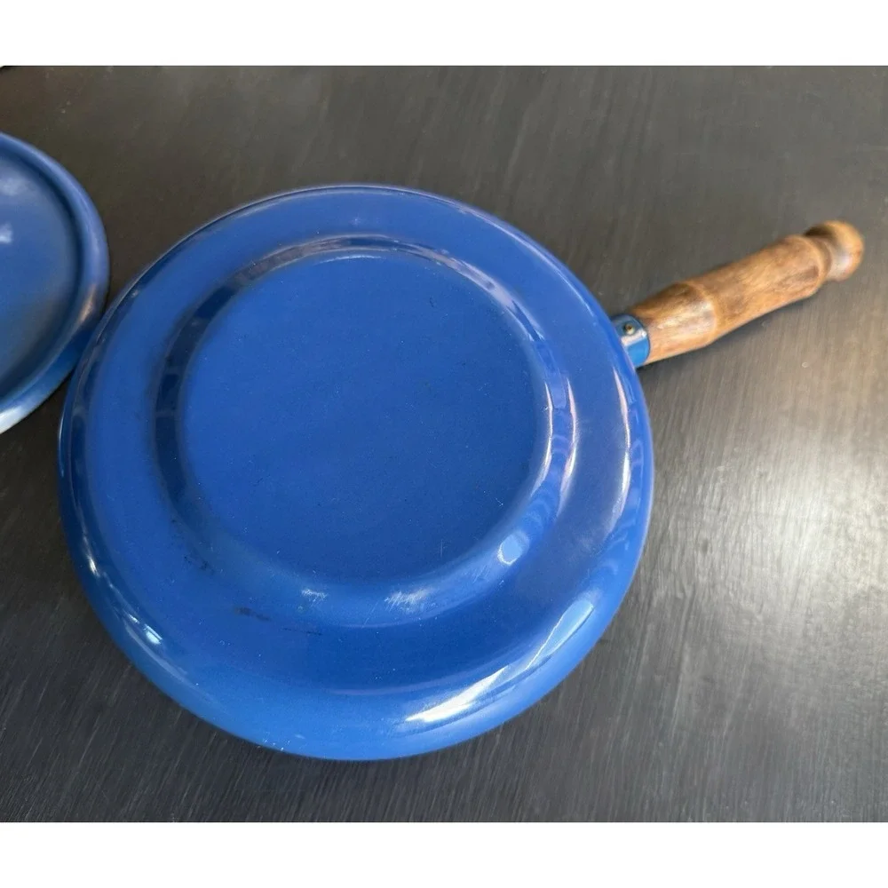 VTG Blue Enamel Saucepan Fondue‎ Pot Mid Century Modern Wood Handle Cottage Core